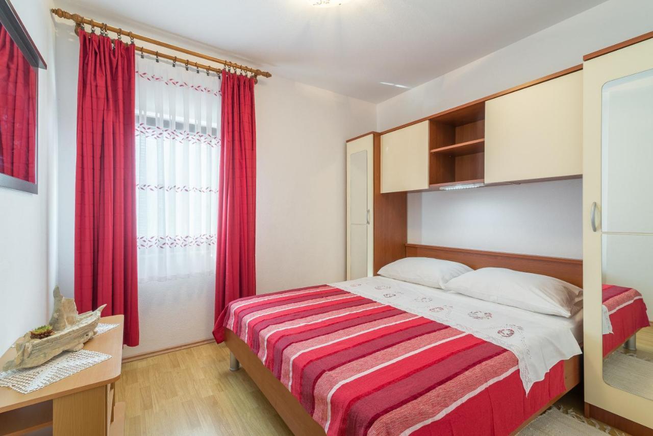 Apartments Puskaric Vir Eksteriør bilde