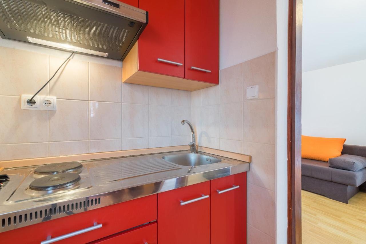 Apartments Puskaric Vir Eksteriør bilde